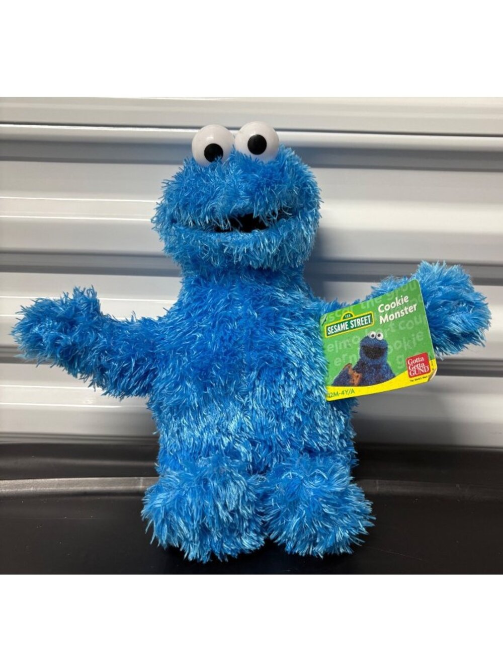 Gund 2010 Sesame Street Cookie Monster Plush Toy Stuffed Animal 075352